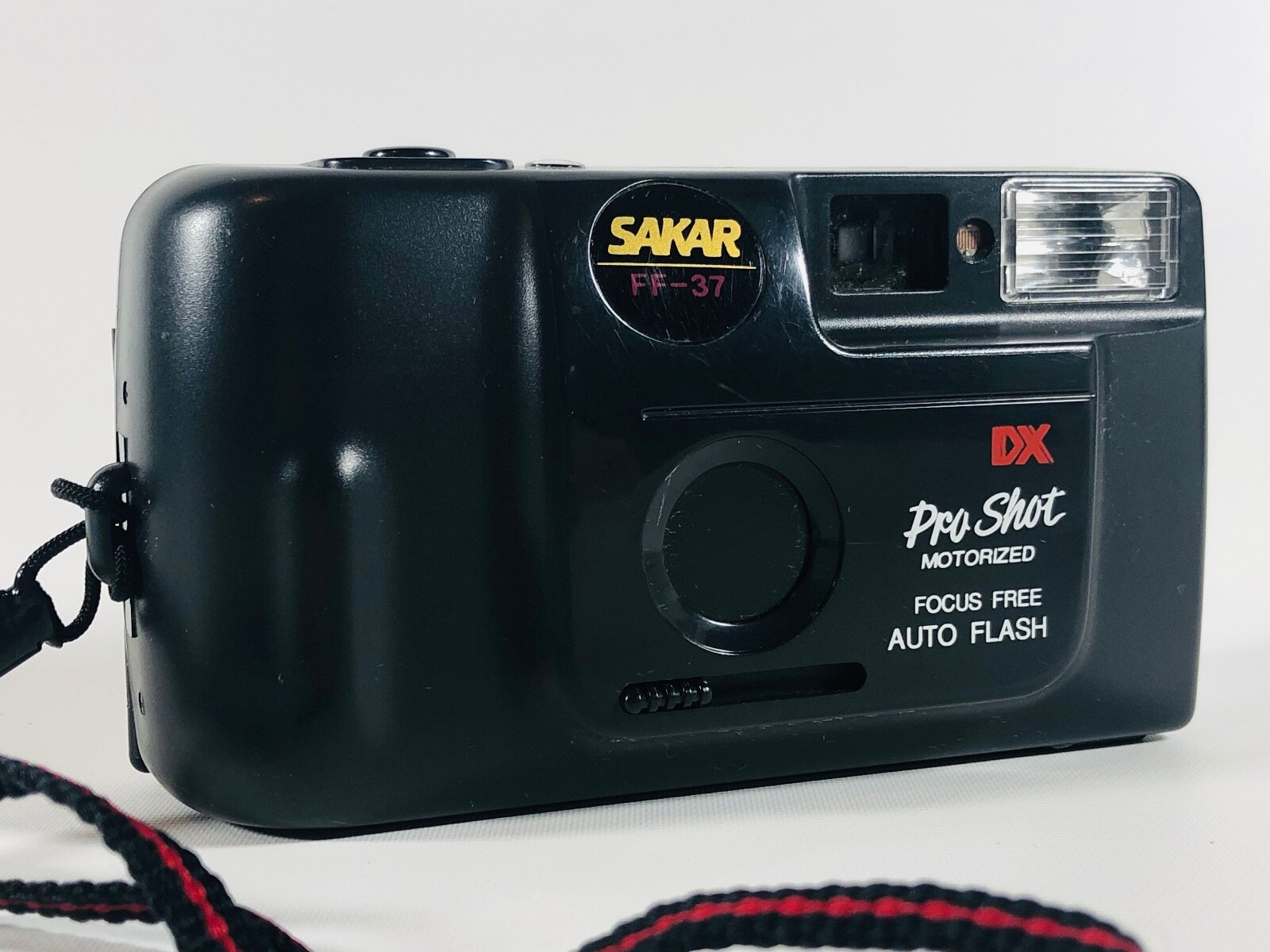 SAKAR FF-37 "Pro Shot - Motorized"  autofocus  auto-flash  f/5.6 100% functional