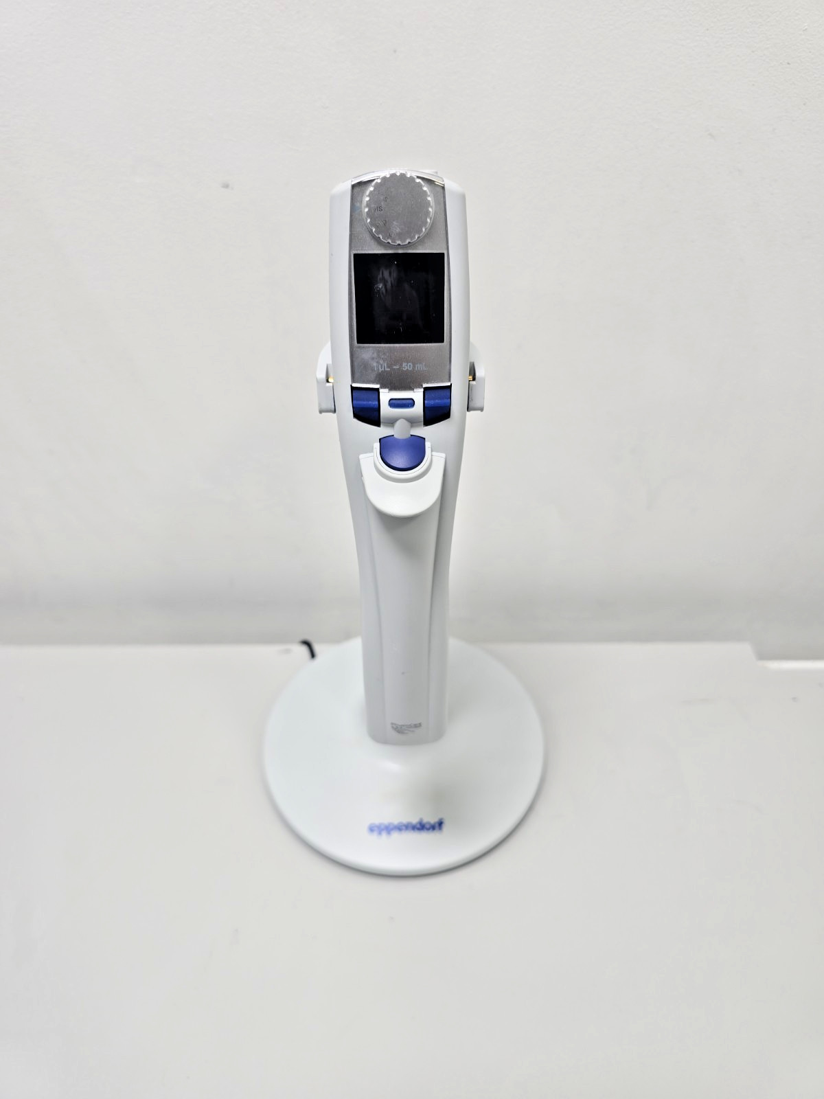 Used Eppendorf Repeater E3 Digital Pipettor w/ Stand