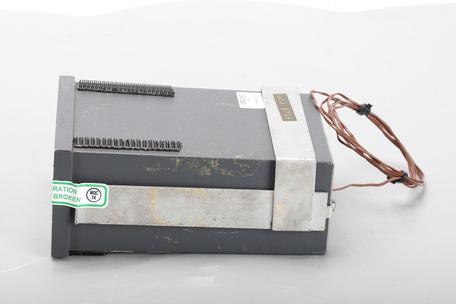 Omega 410 1A-OT-E Digicator Large Display Temperature Meter - Fair Condition