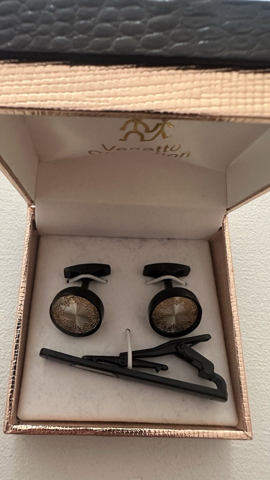 Mens Gold and Black cufflings
