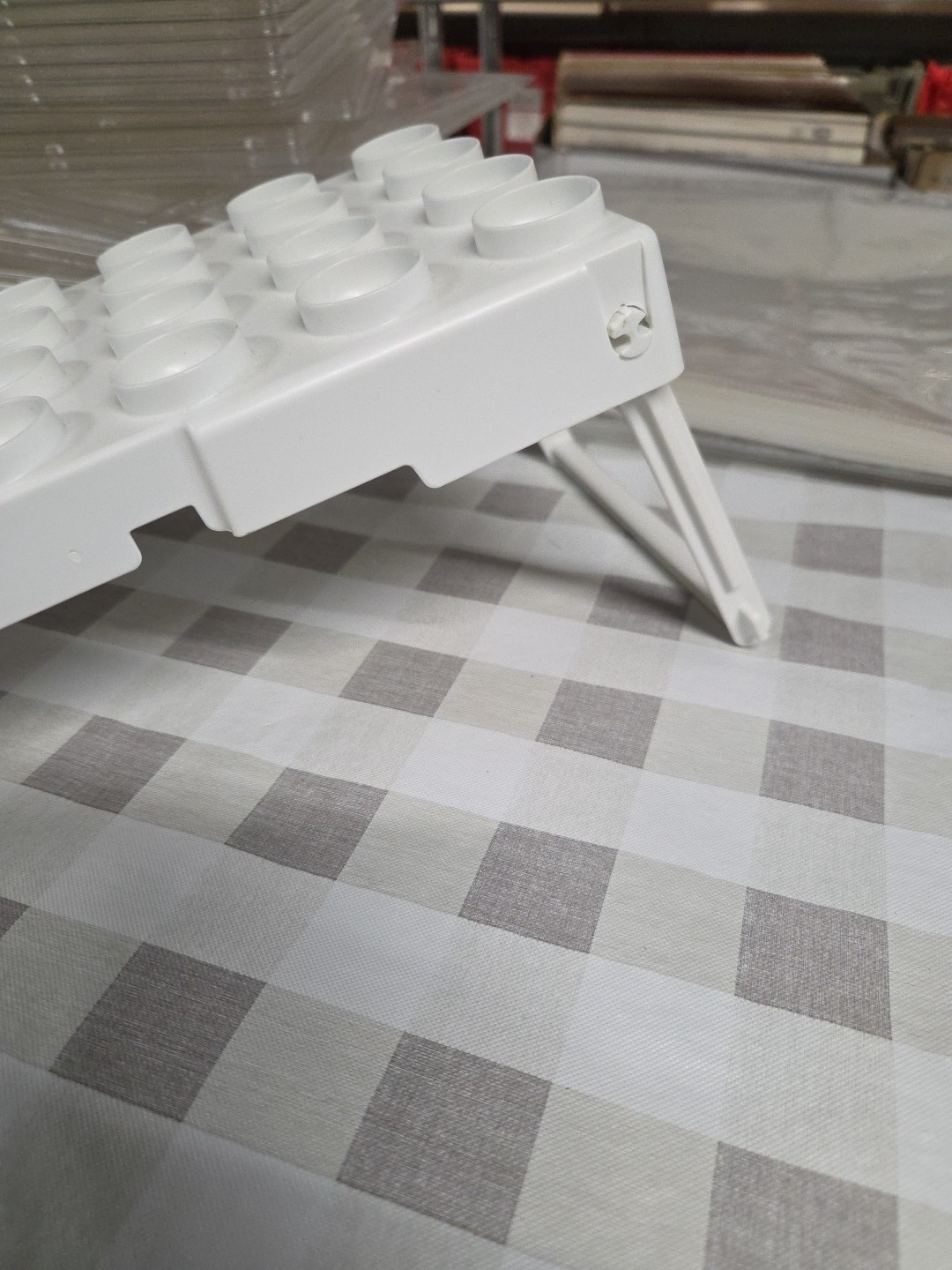 art bin paint holder 32 Slots With Riser (CraftsG)