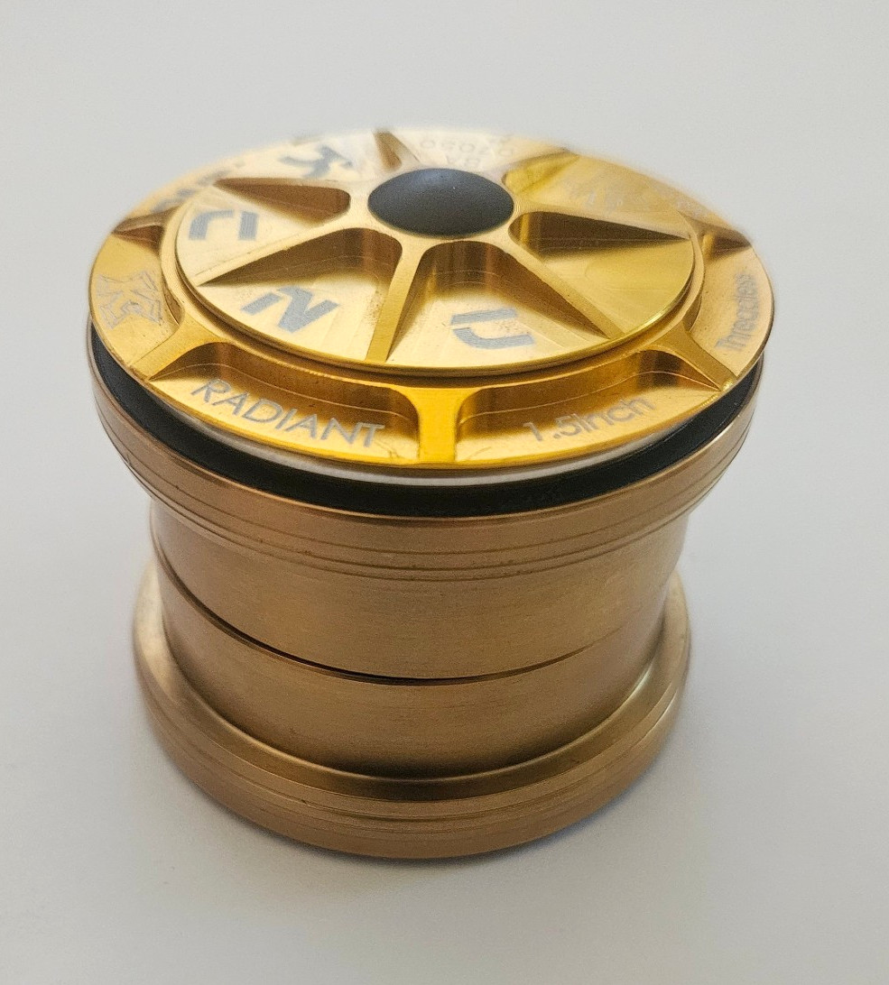 KCNC Radiant R4 MTB Integral Headset, 1.5",  Gold,  New in Box