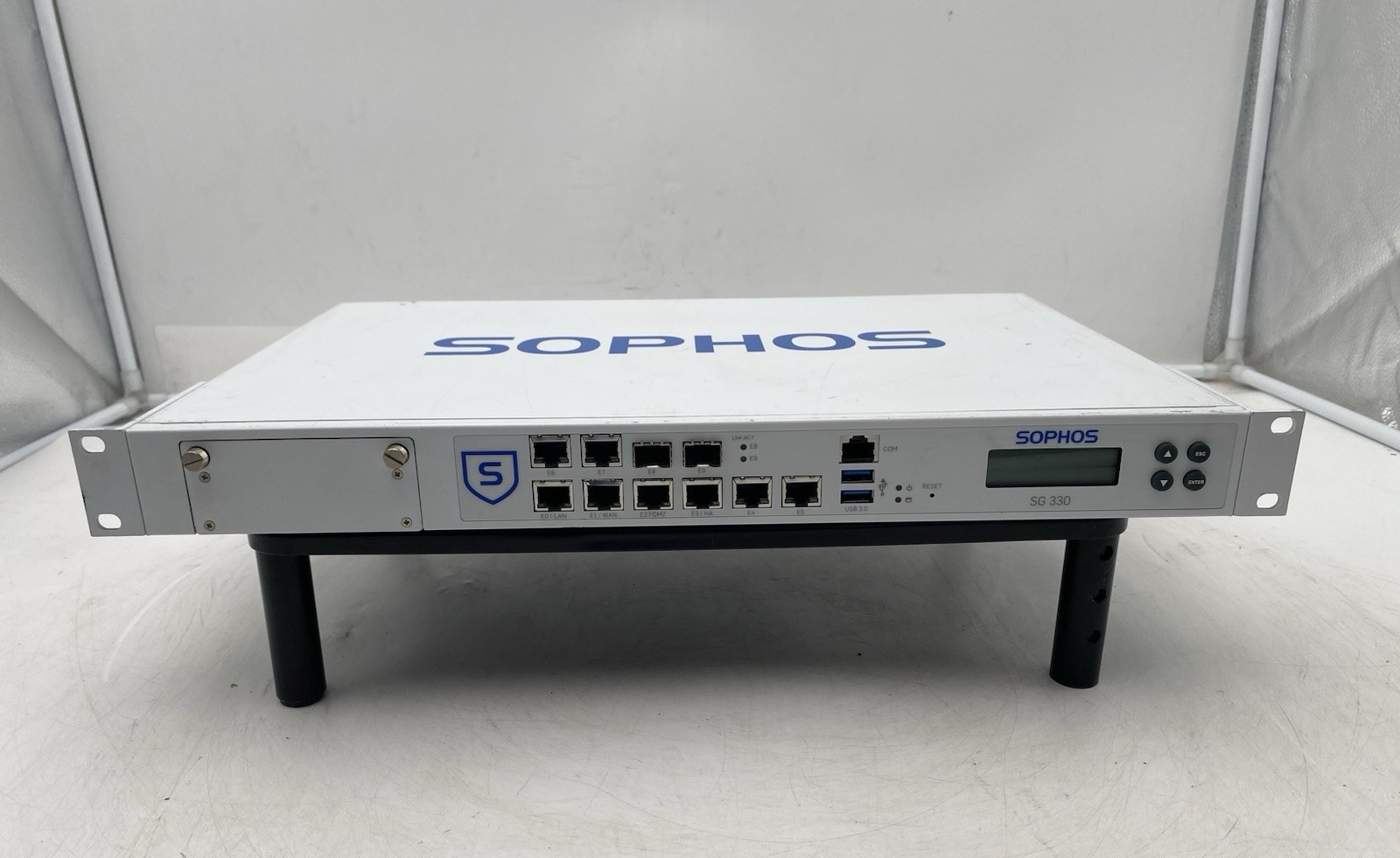 Sophos SG 330 Rev. 1 8-port Gigabit Firewall Security Appliance