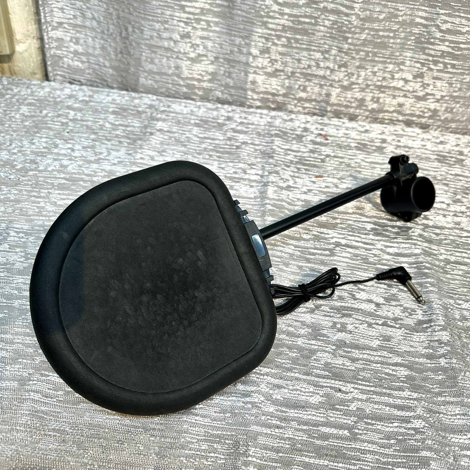 ALESIS DM5 Tom Single Zone Pad For Electronic Drum Kit W/ Bracket & 16" Stand