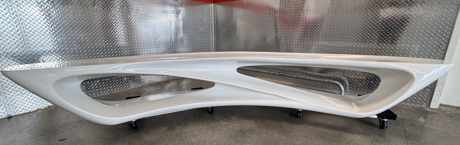 Established and Sons, Amanda Levete/Future Systems Drift Bench White
