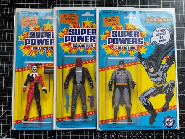 Lot Of 3 DC Super Powers Collection Covers Batman Harley Red Hood