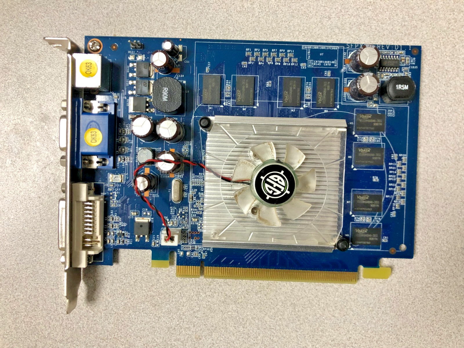 PNY NVIDIA GeForce 8500 GT (BFGR851024GTE) 1GB DDR2 PCI-E DVI VGA Video USED