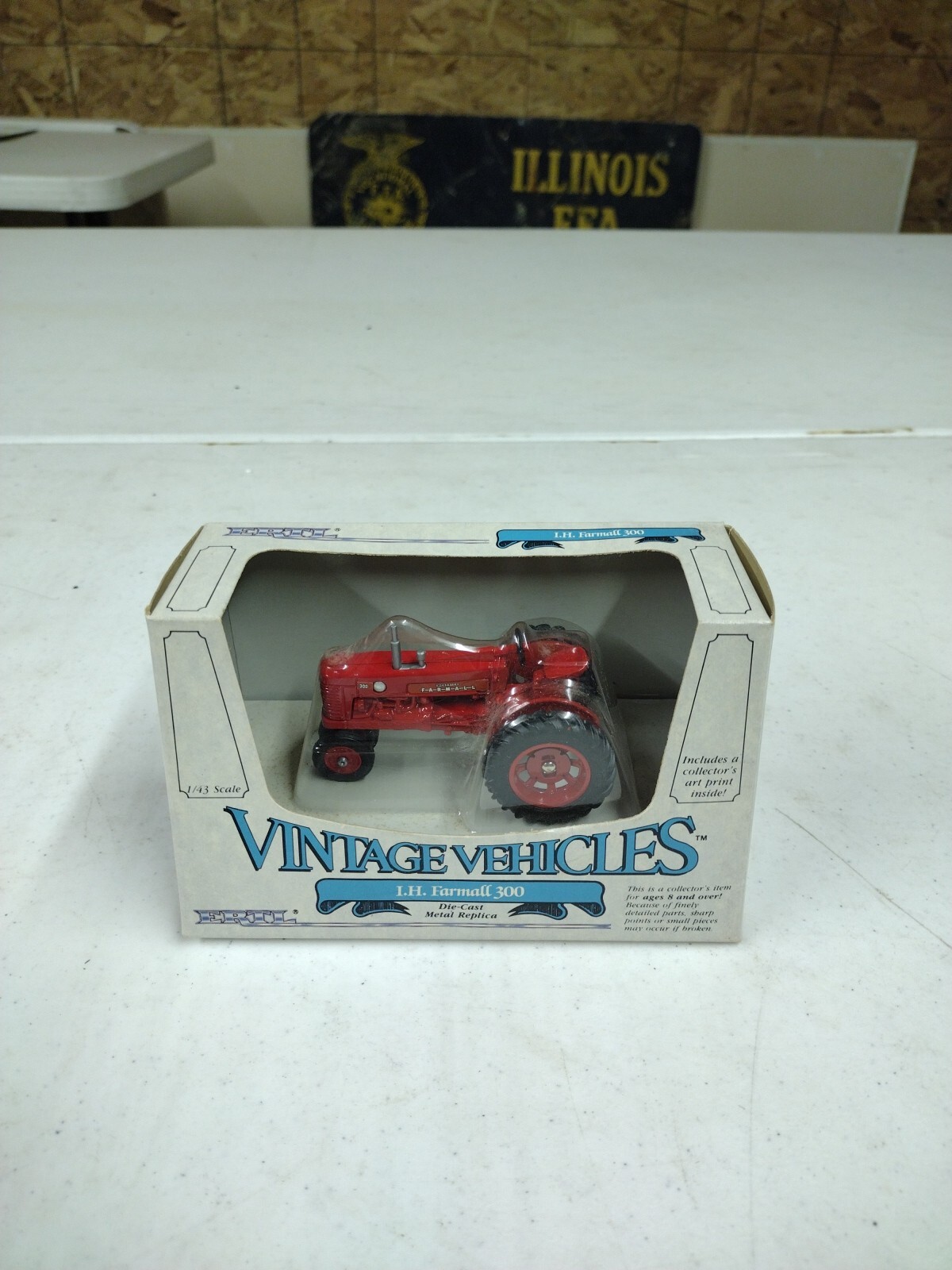Vintage NOS ERTL 1/43 Scale IH Farmall 300 Tractor NIB