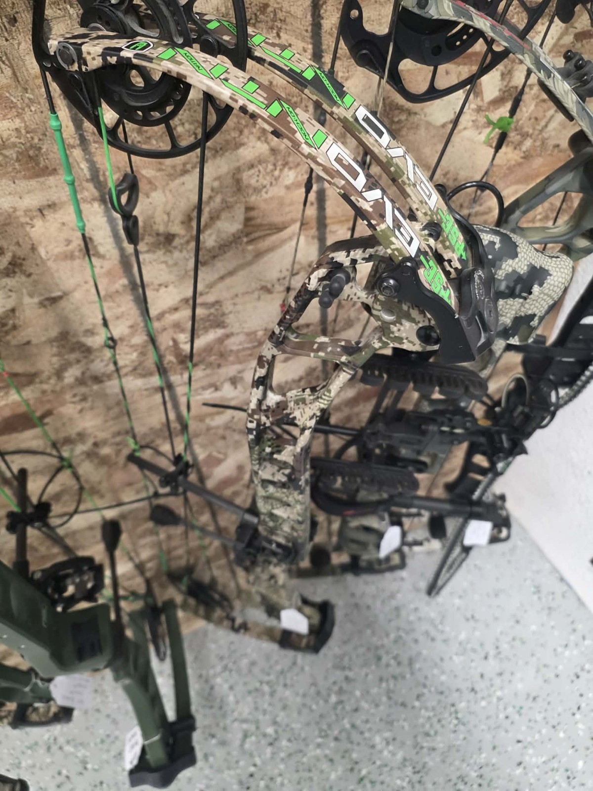 PSE Evolve NTN 33
