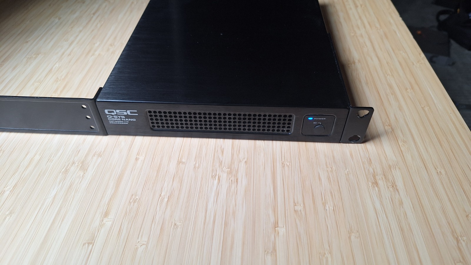QSC Q-SYS Core Nano Network AV&C DSP Processor w/ Rack Ear & Power Cord