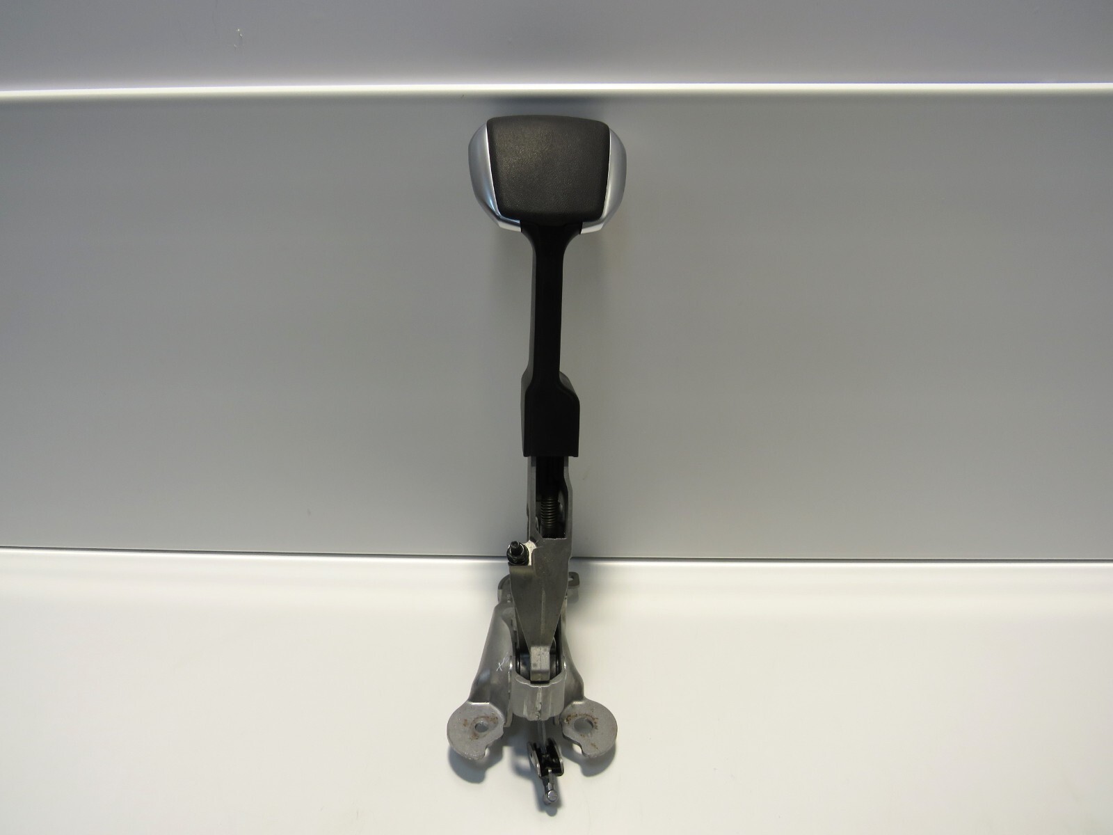 CITROEN C3 AIRCROSS 2017-21 HANDBRAKE LEVER (1.2l 12v Petrol) 98102460ZQ   P8251