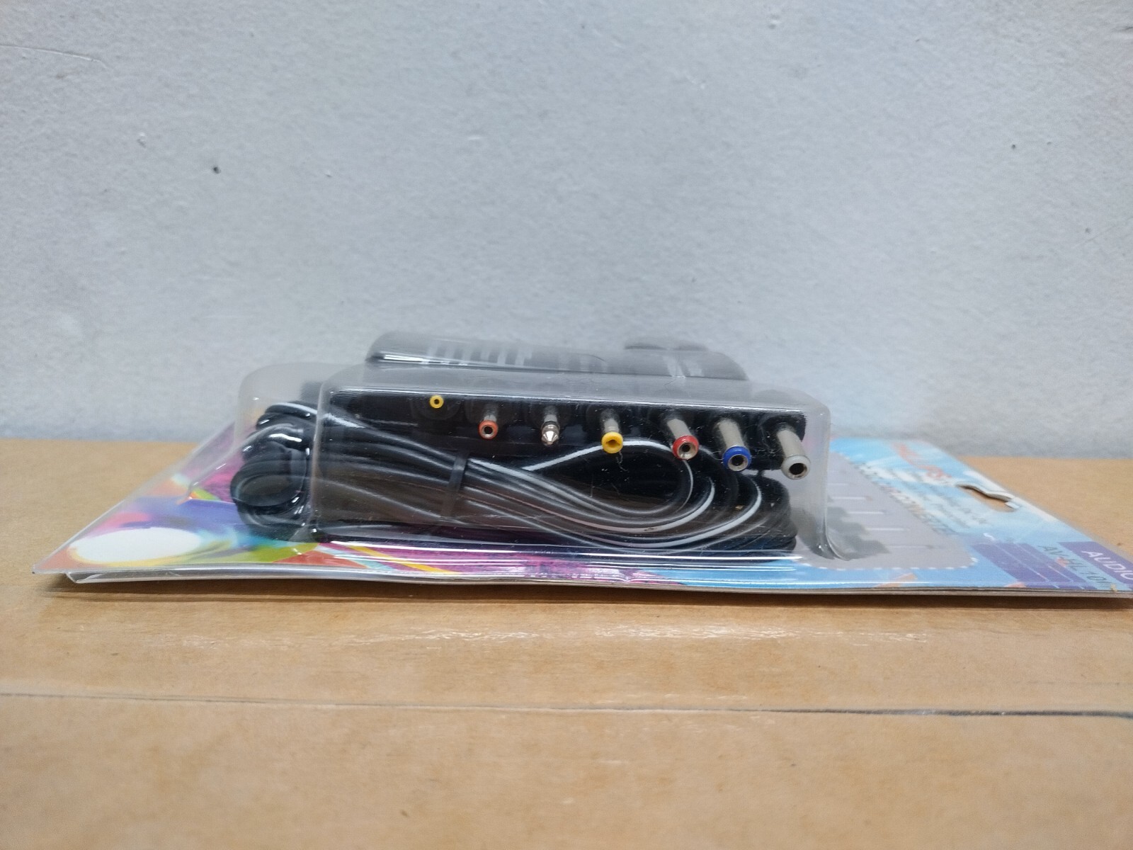 Phillips FYC 1200mA DC-DC Power Converter w/ 7 Plugs & Voltage Switch