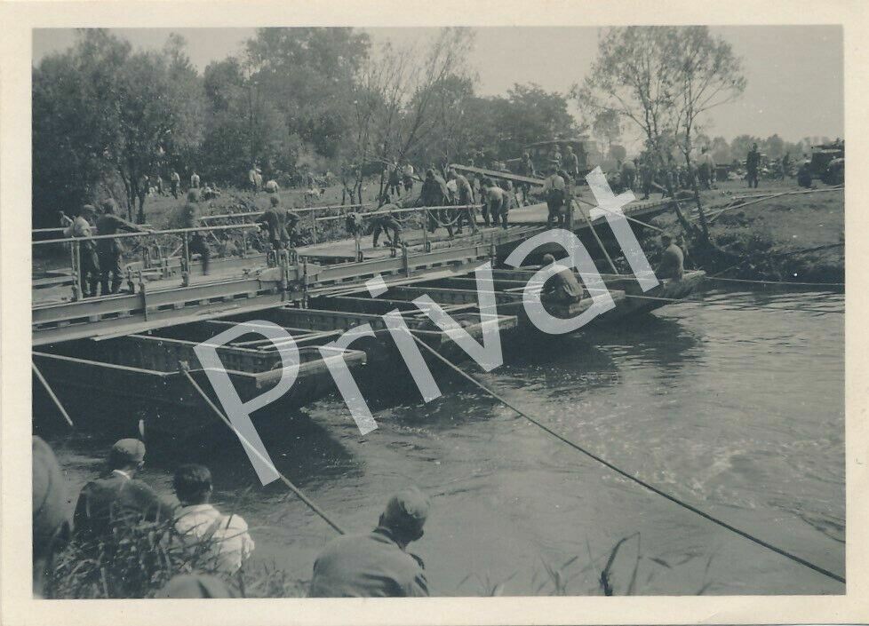 Photo WW II Wehrmacht Pontoon Bridge Rhine Germany France F1.39