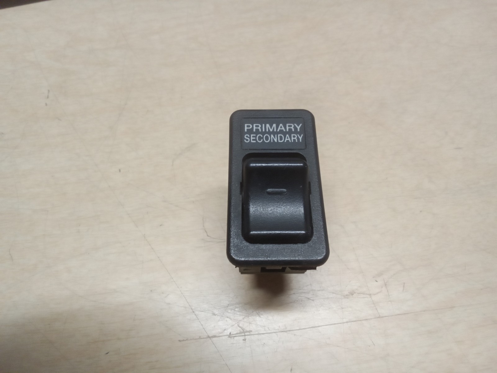 Eaton 8951K1724 PRIMARY SECONDARY Switch
