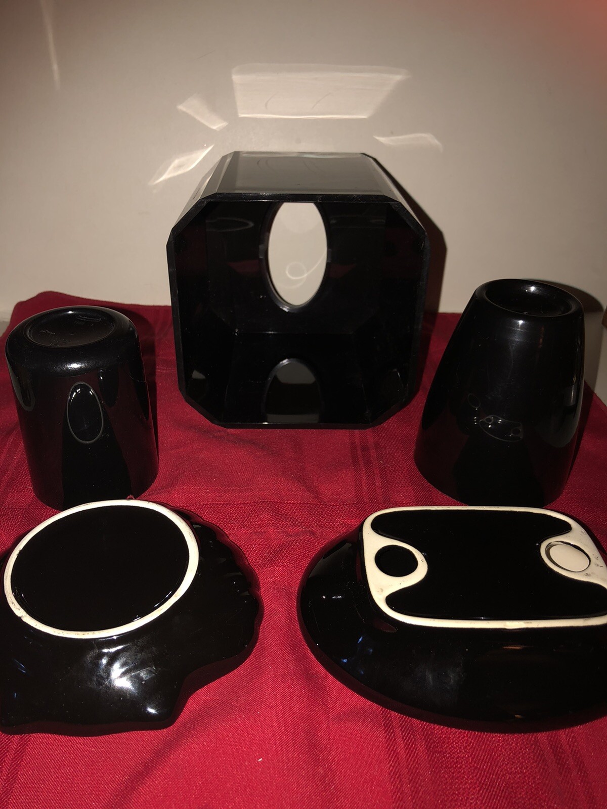 BLACK 5PC BATHROOM SET TISSUE COVER TOOTHBRUSH CUPS SHELL SHAPED SOAP HOLDER