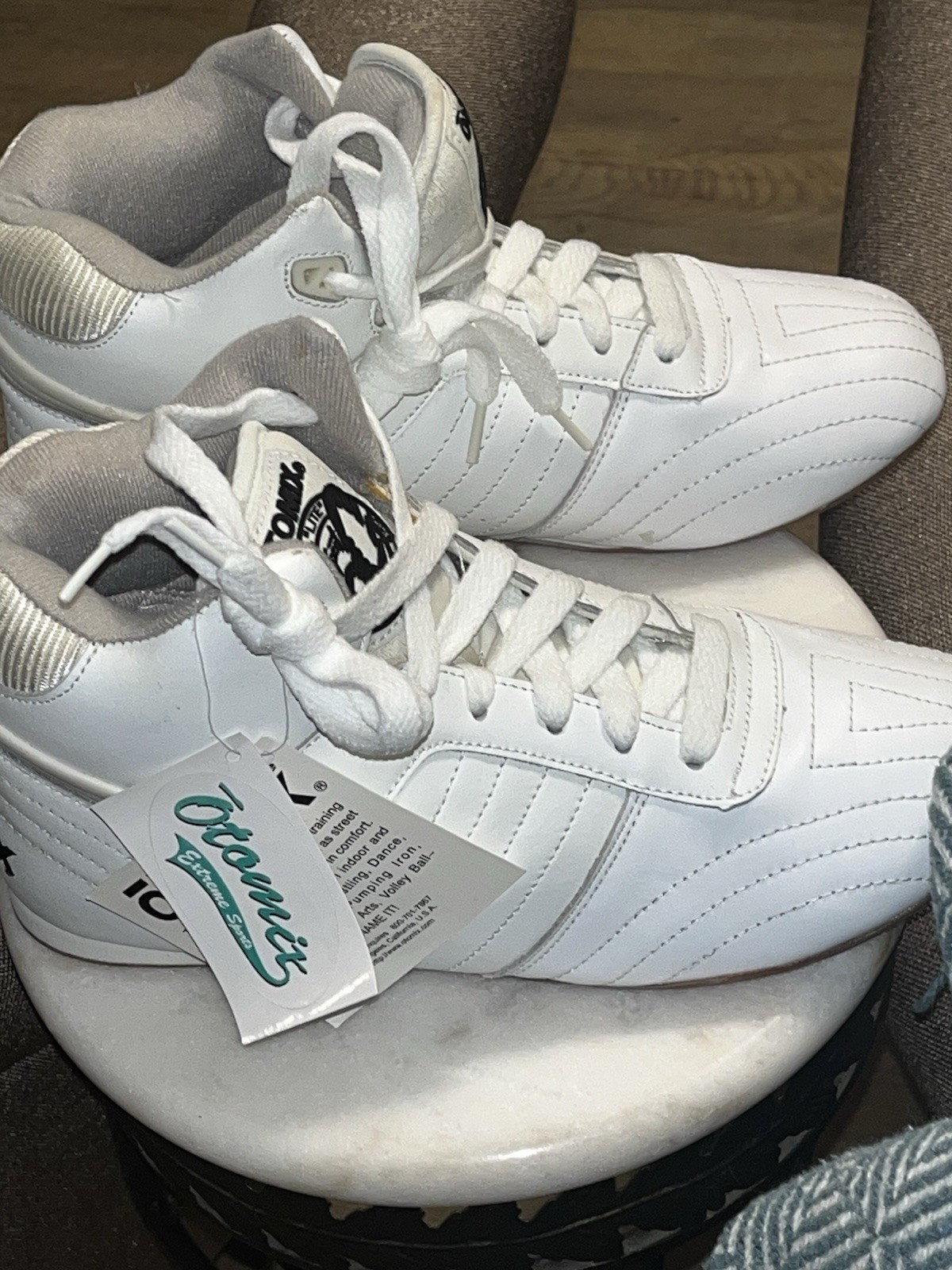 Otomix MF104 Bodybuilding Shoe MENS 7.5 & FEMALE 9 NEW With Tags White CrossFit