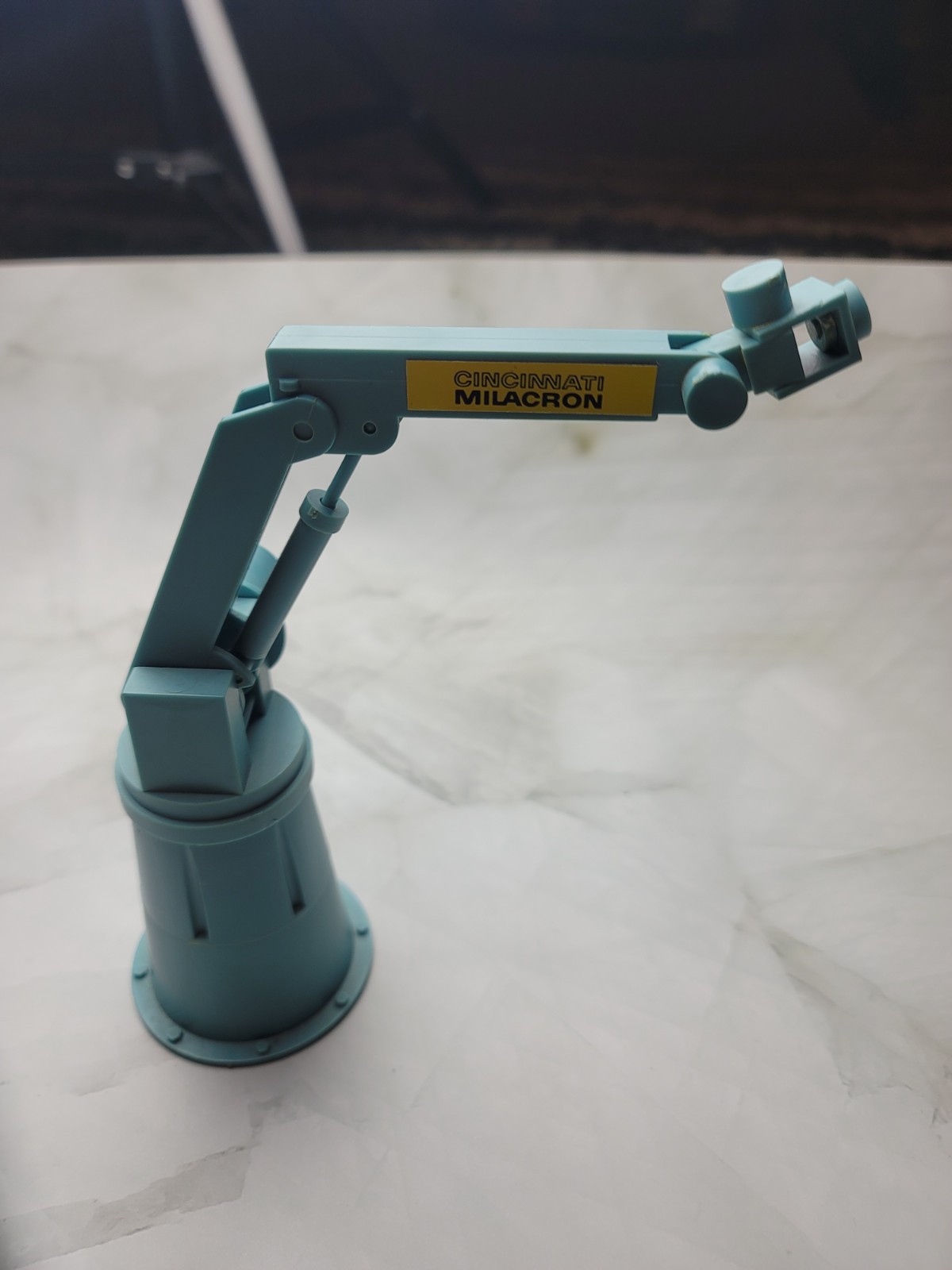 Cincinnati Milacron Robot Model T3 blue Plastic