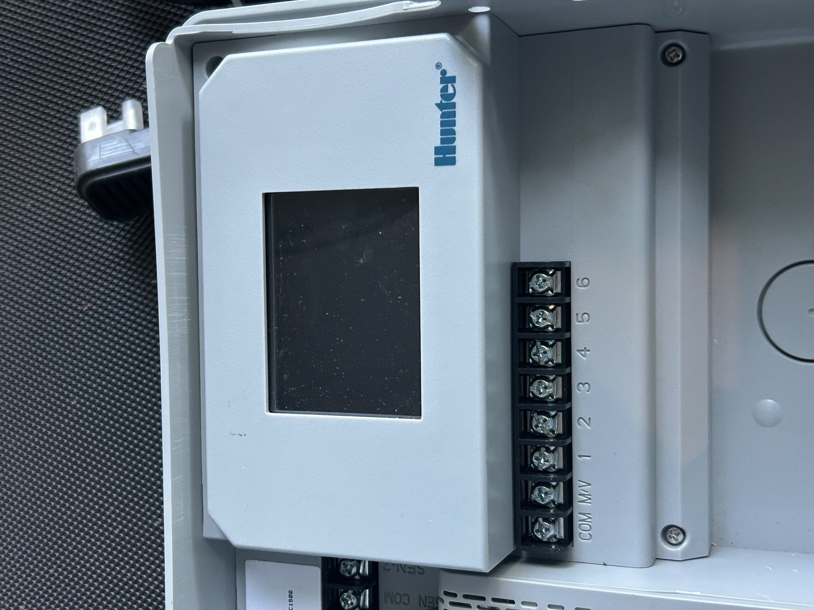 hunter pro-hc 6-zone Sprinkler Controller WiFi