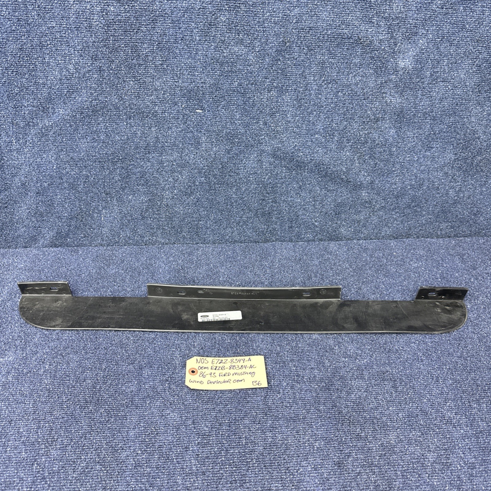Nos FORD DEFLECTOR AIR E7ZZ8349A NEW OEM E7ZZ8349A 86-93 Ford Mustang Factory