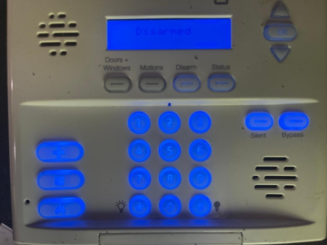 Interlogix/GE Simon XT Residential Fire Alarm & Security System USED