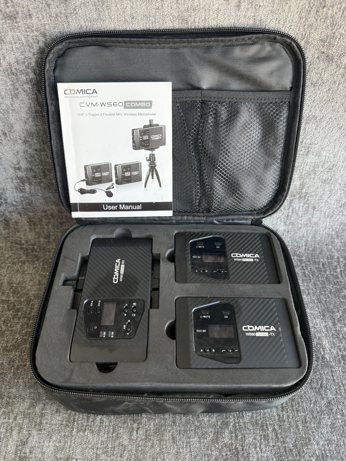 Comica Wireless Microphone CVM WS 60 Combo UHF 1 Trigger 2 + Case