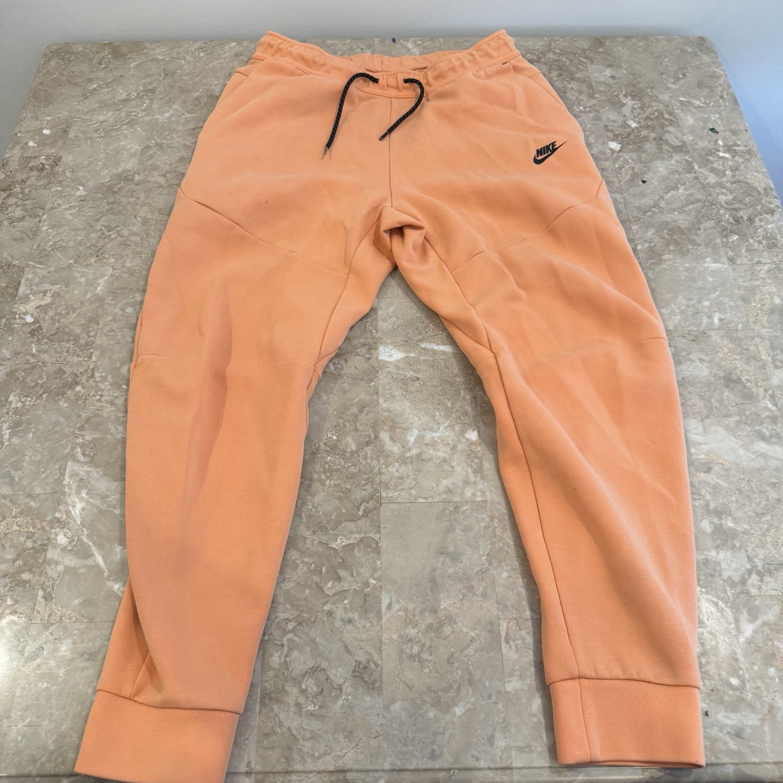 Nike Tech Fleece Joggers Men Medium Peach Orange Coral Slim Fit Pants CU4495-893