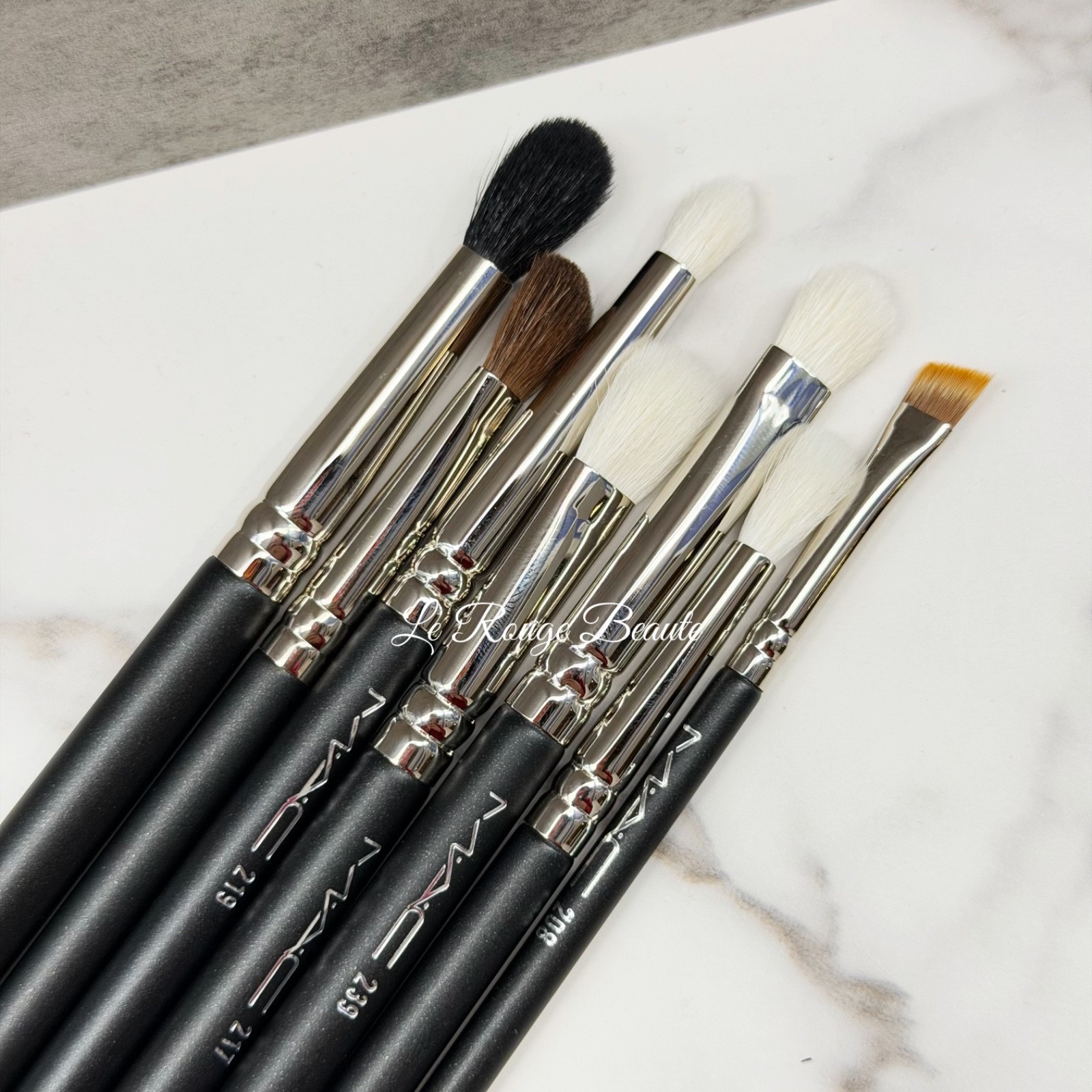 Mac 7Pcs Eyeshadow Brush Bundle Set - Full Size Old Version Natural Hair $280