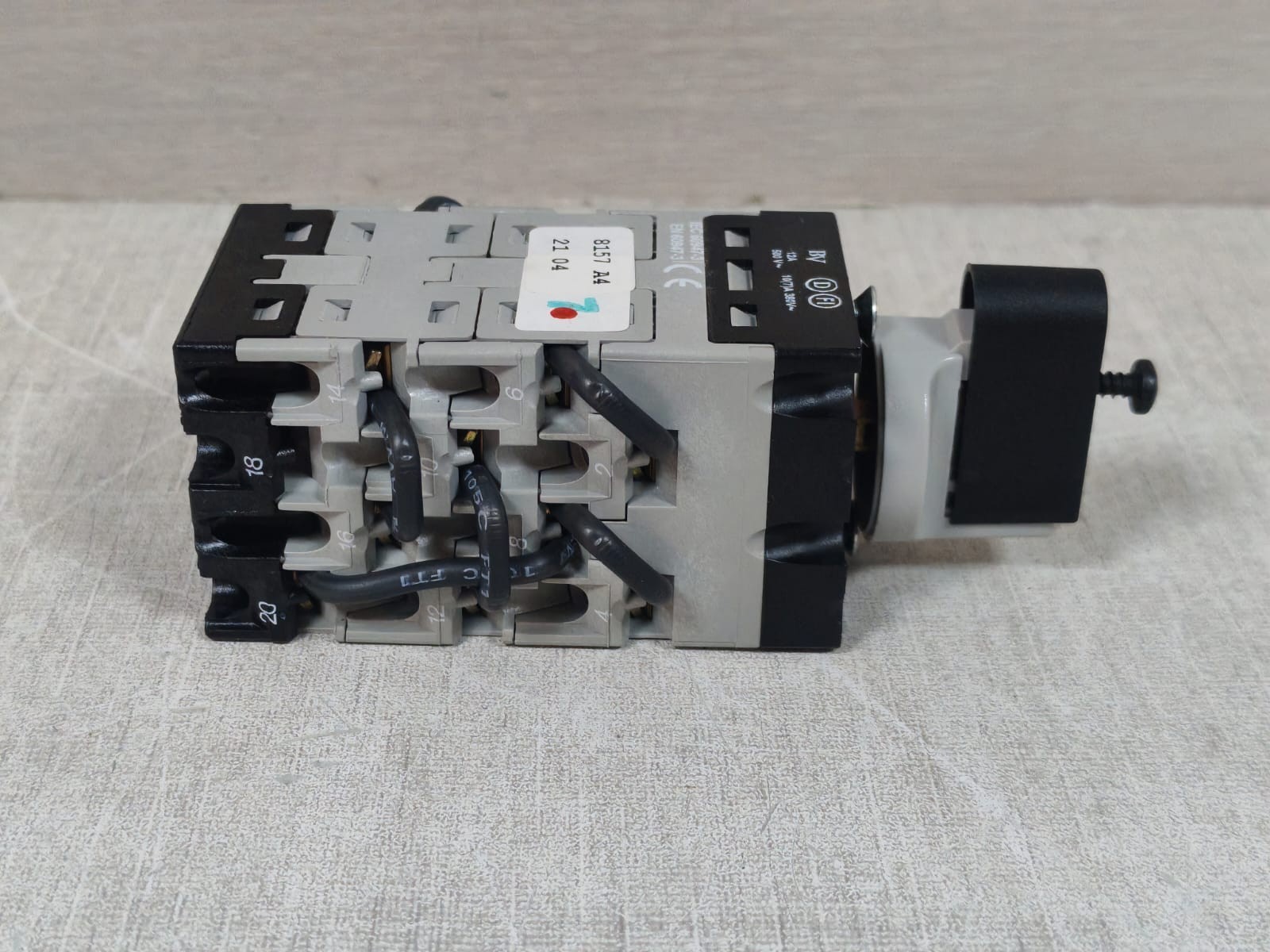 BACO PR12 ROTARY SELECTOR SWITCH 20A- NEW WITHOUT BOX
