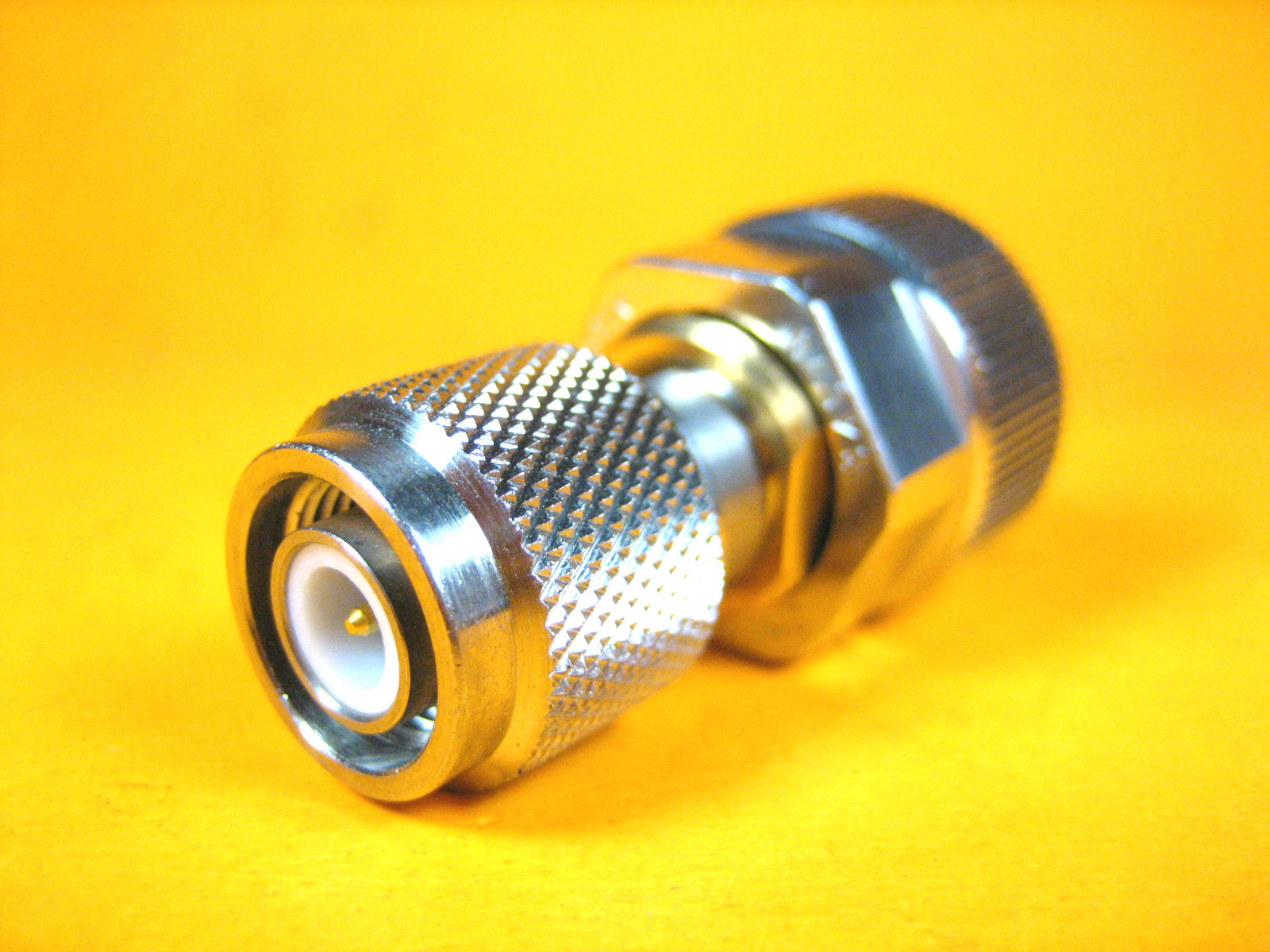 Midwest Microwave - 34078 - Connector