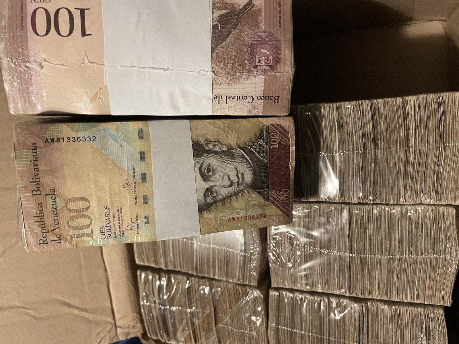 🇻🇪 Venezuela Bolivar Bricks 🧱 1000 Pieces Circulated  2015 WHOLESALE PRICE