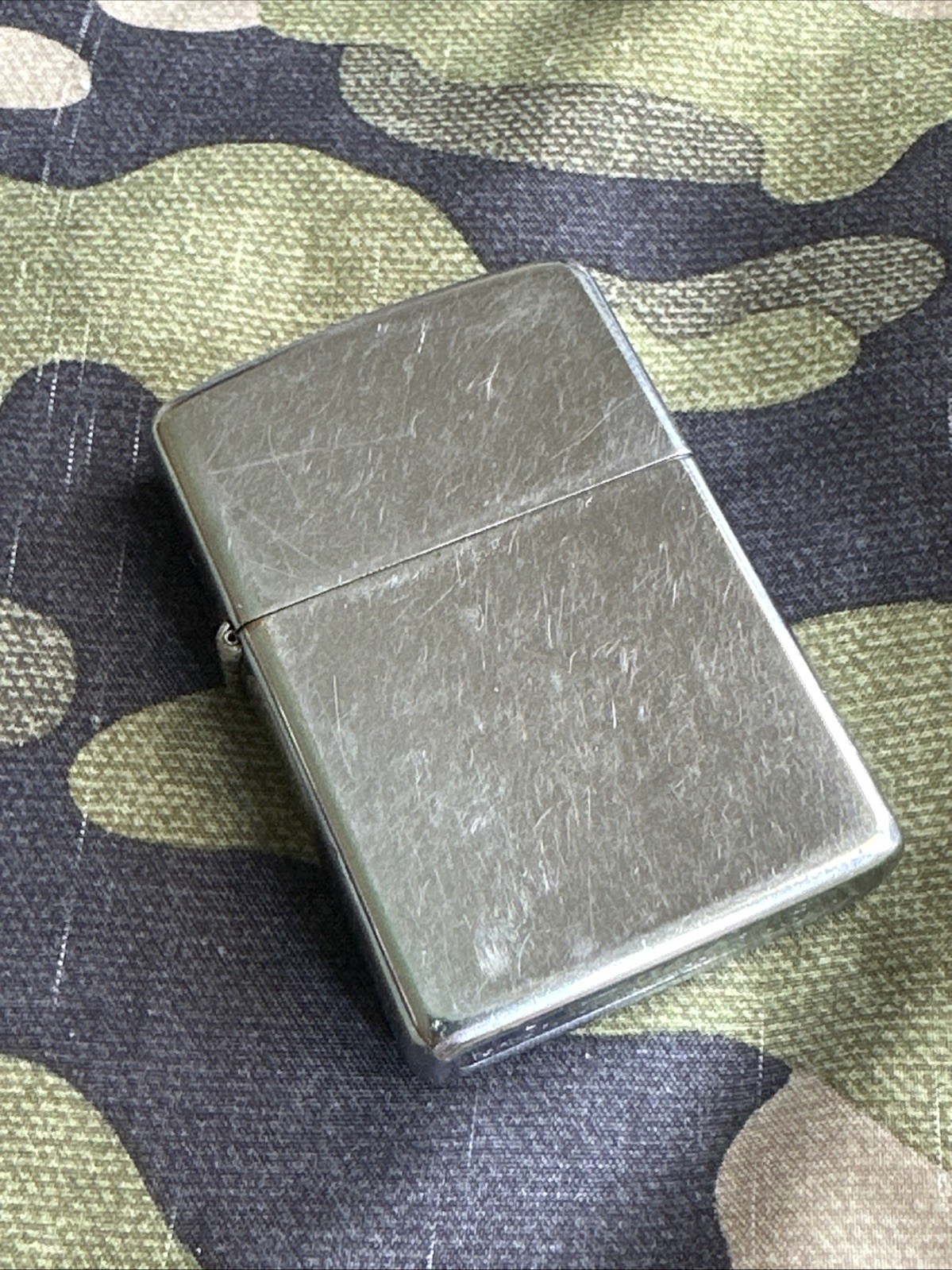 1994 Classic Vintage Zippo Lighter - High Polish Chrome Finish
