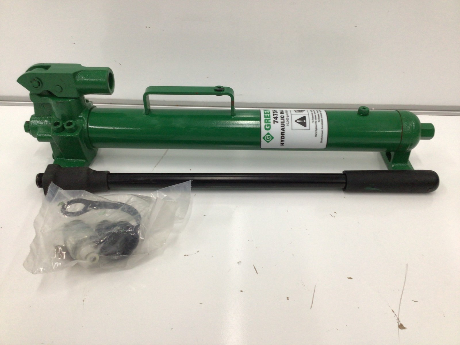 Greenlee 7475H 10,000 PSI Hydraulic Hand Pump