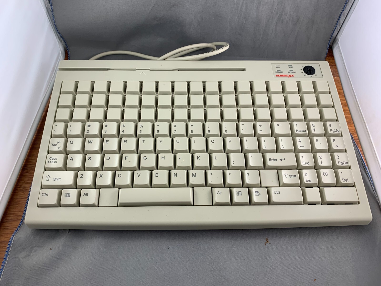 POSIFLEX KB3200 AT INTERFACE PROGRAMMABLE KEYBOARD WITH MAGNETIC STRIPE READER