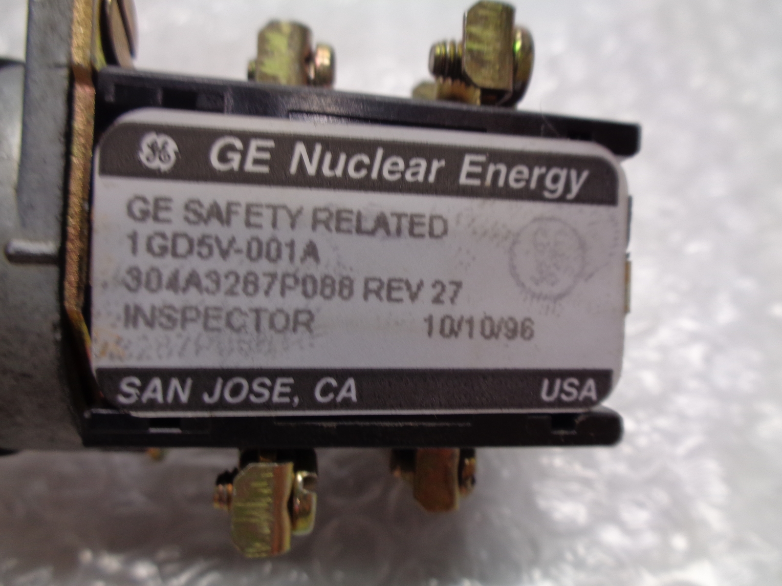 GENERAL ELECTRIC 1GD5V-001A SELECTOR SWITCH NSNP