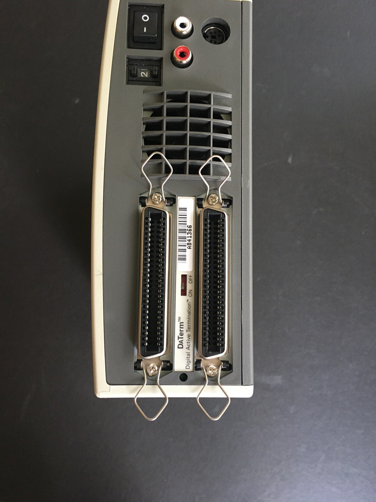 Compaq CD-RW APS TECHNOLOGIES 2255-016P (4X4X16 ) SCSI 50 Pin Centronics.