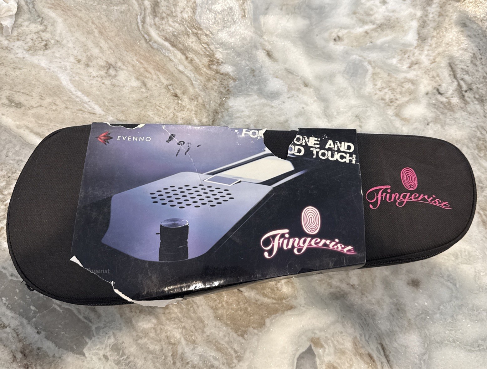 Evenno FINGERIST  *Expand iPhone 3G/3GS, 4, or iPod Touch (2nd/3rd) NEW