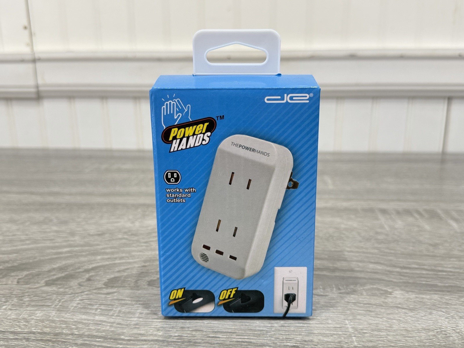 White Electronic Clap Switch 2 Outlet Power Hands Device Control DSS5-1047