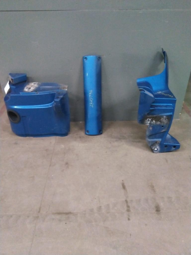 For 2012 PETERBILT 587 SIDE FAIRING Right ,  IL