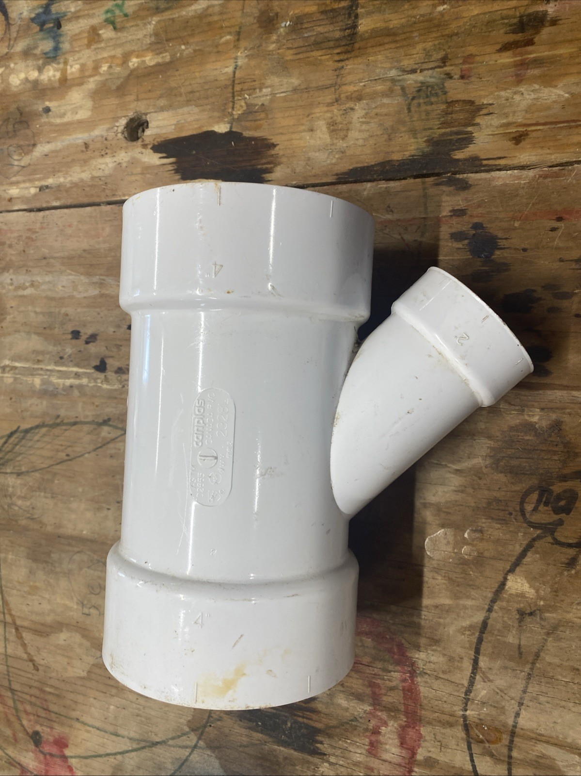 Schedule 40  4"Hub  X 4" Hub X 2" Wye-PVC.
