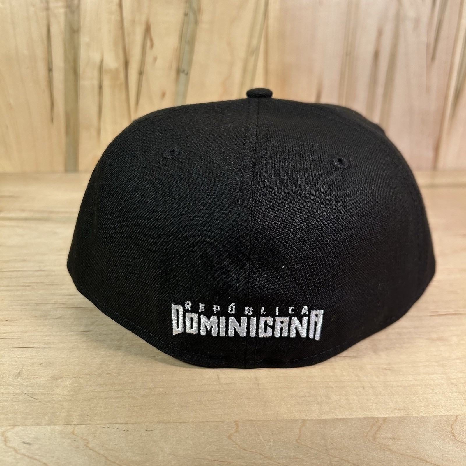 NEW ERA 59 FIFTY DOMINICAN REPUBLIC WORLD BASEBLL FITTED HAT MENS SZ 7 1/2 BLACK