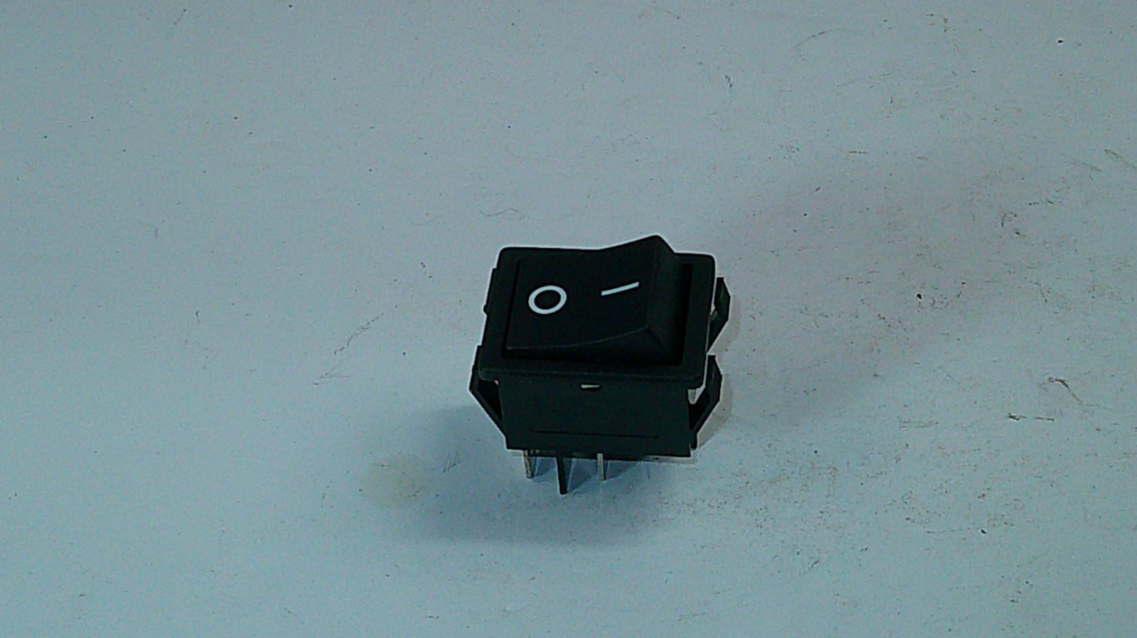 Adcraft Part # PW-1 P ower Rocker Switch 20/25A