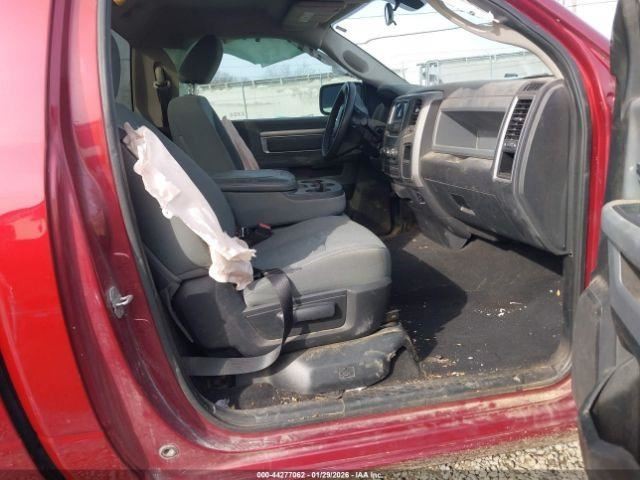 TDODR1500 2013 Glove Box 4989386