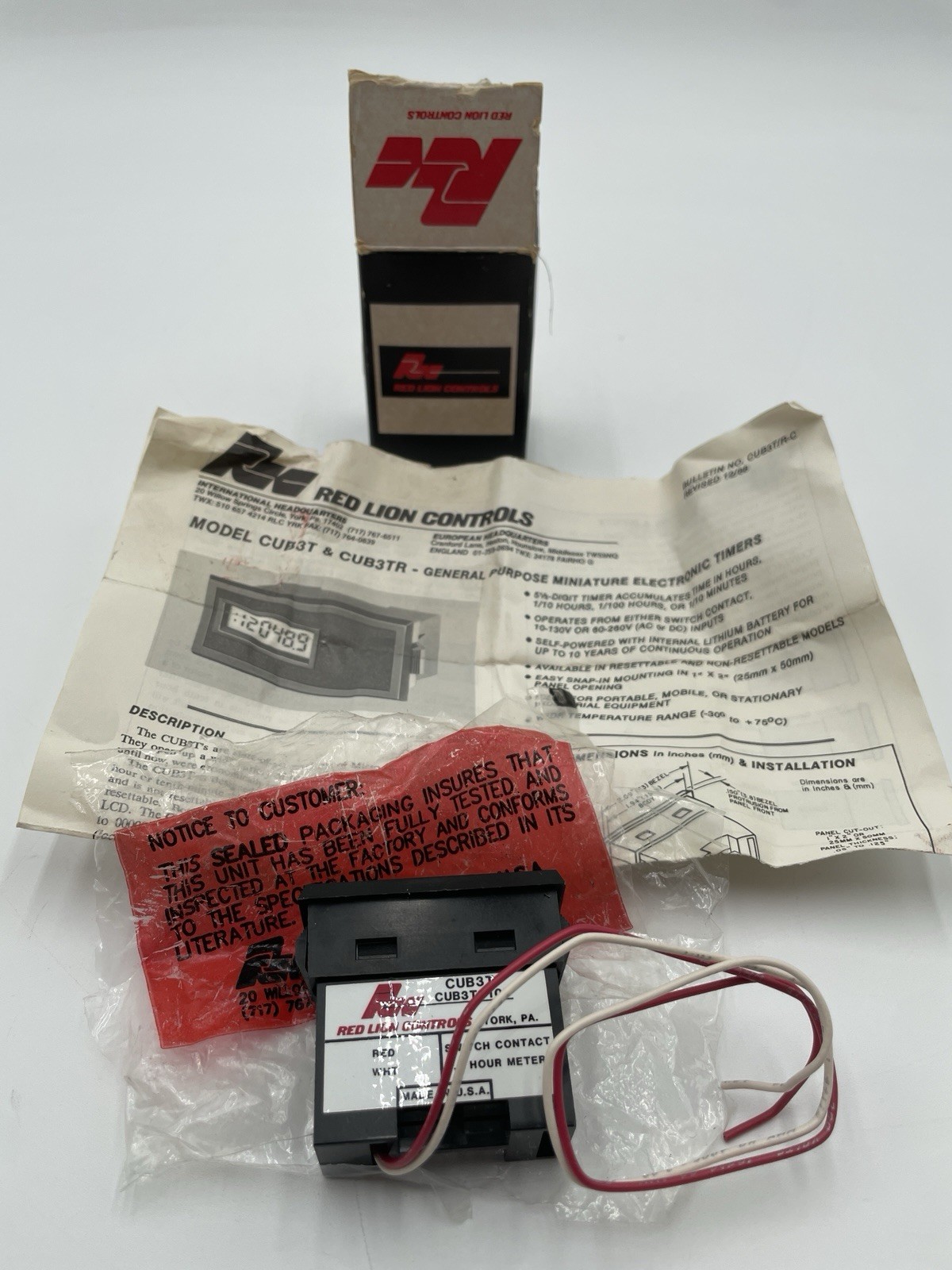 RED LION CONTROLS CUB3T010 SWITCH CONTACT HOUR METER