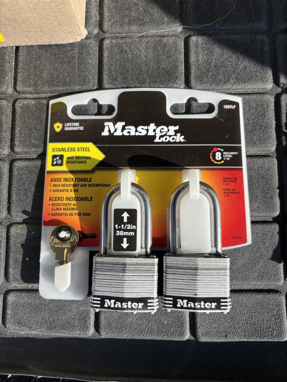 Master Lock Stainless Steel Keyed Padlock 1.5 in Shackle 2 Keys Pack Of 2