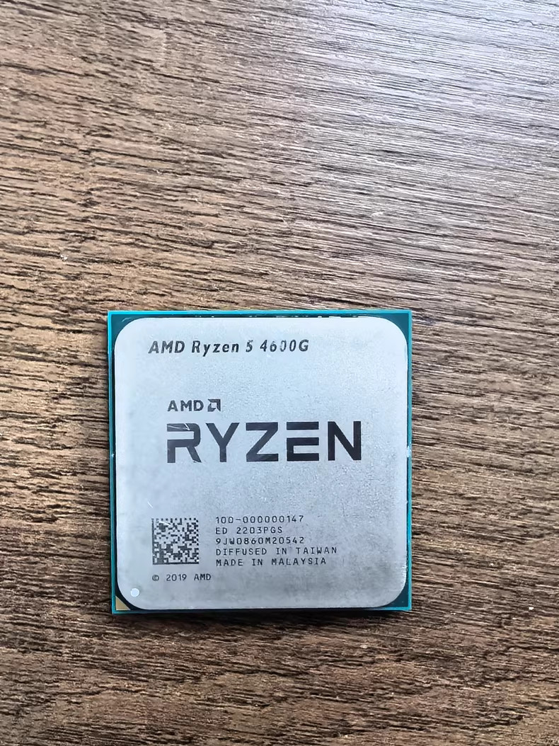 AMD Ryzen 5 4600G 3.7GHz 6C 12T 8MB L3 65W AM4 CPU with Radeon Graphics