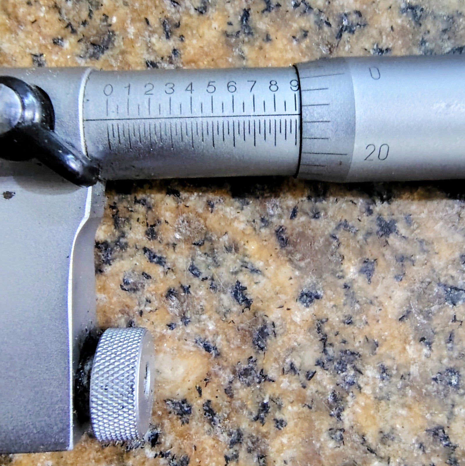 INTERCHANGABLE ANVIL MICROMETER 0-1 Inch .0001 Inch MACHINIST/TOOLMAKER
