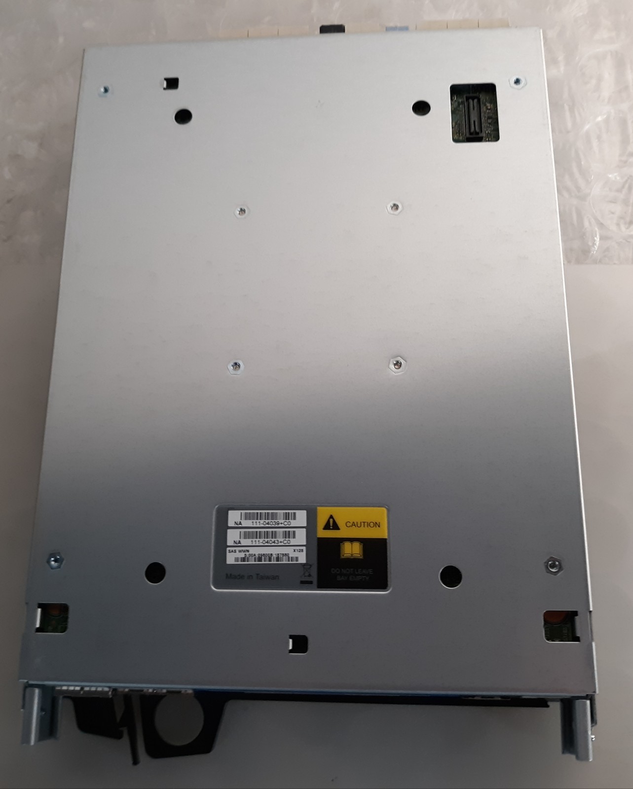 NetApp 111-04039+C0 SAS WWN X128 Storage Controller