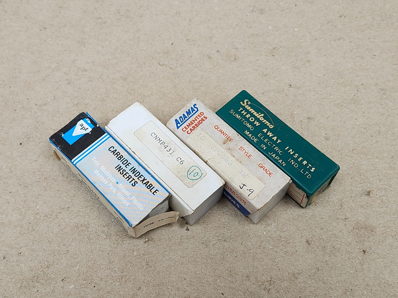 Lot Of 39 Carbide Inserts   Adams, Sumitomo, Apt Etc.