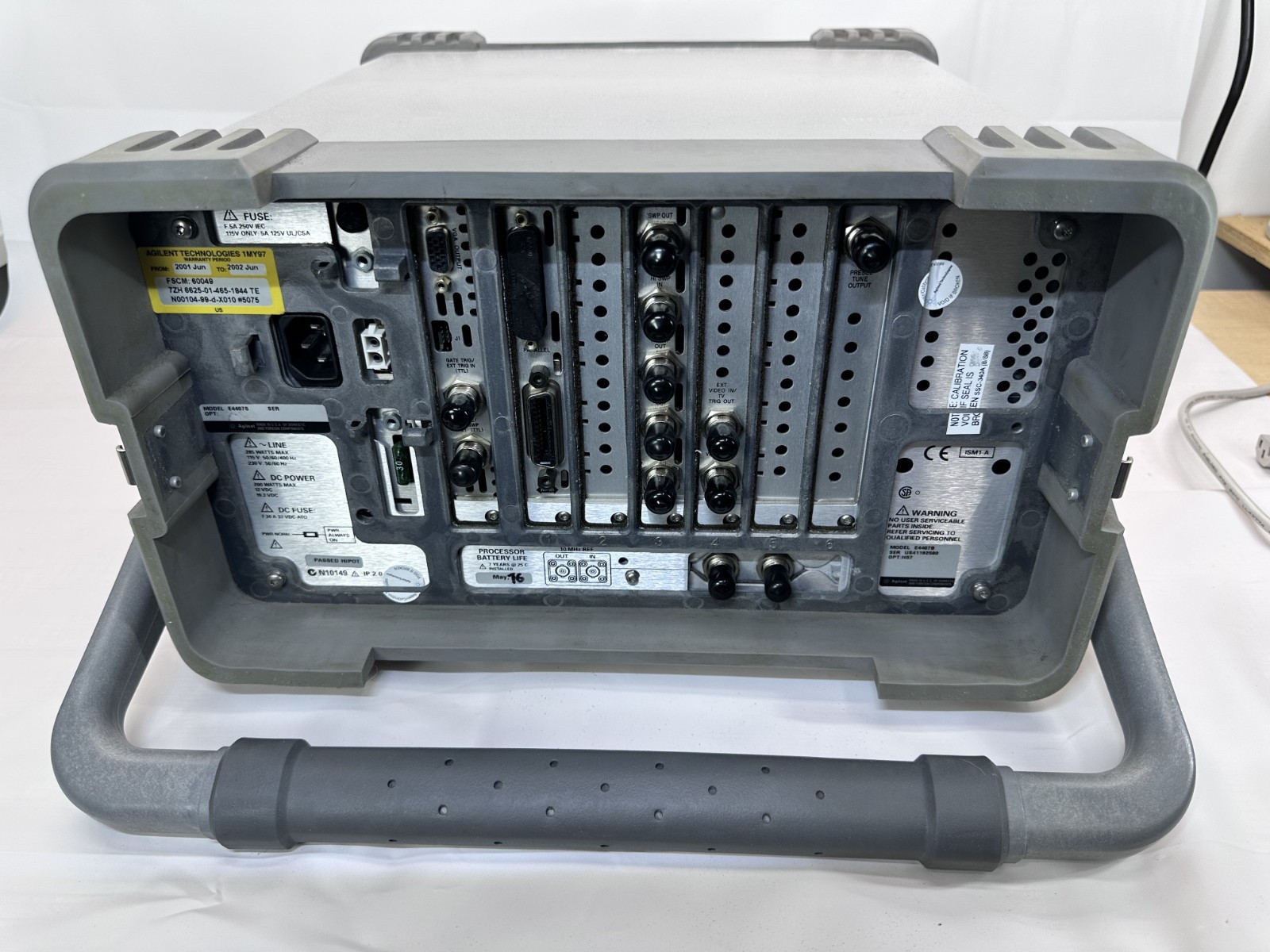 Agilent E4407B ESA-E Spectrum Analyzer - 9 kHz to 26.5 GHz