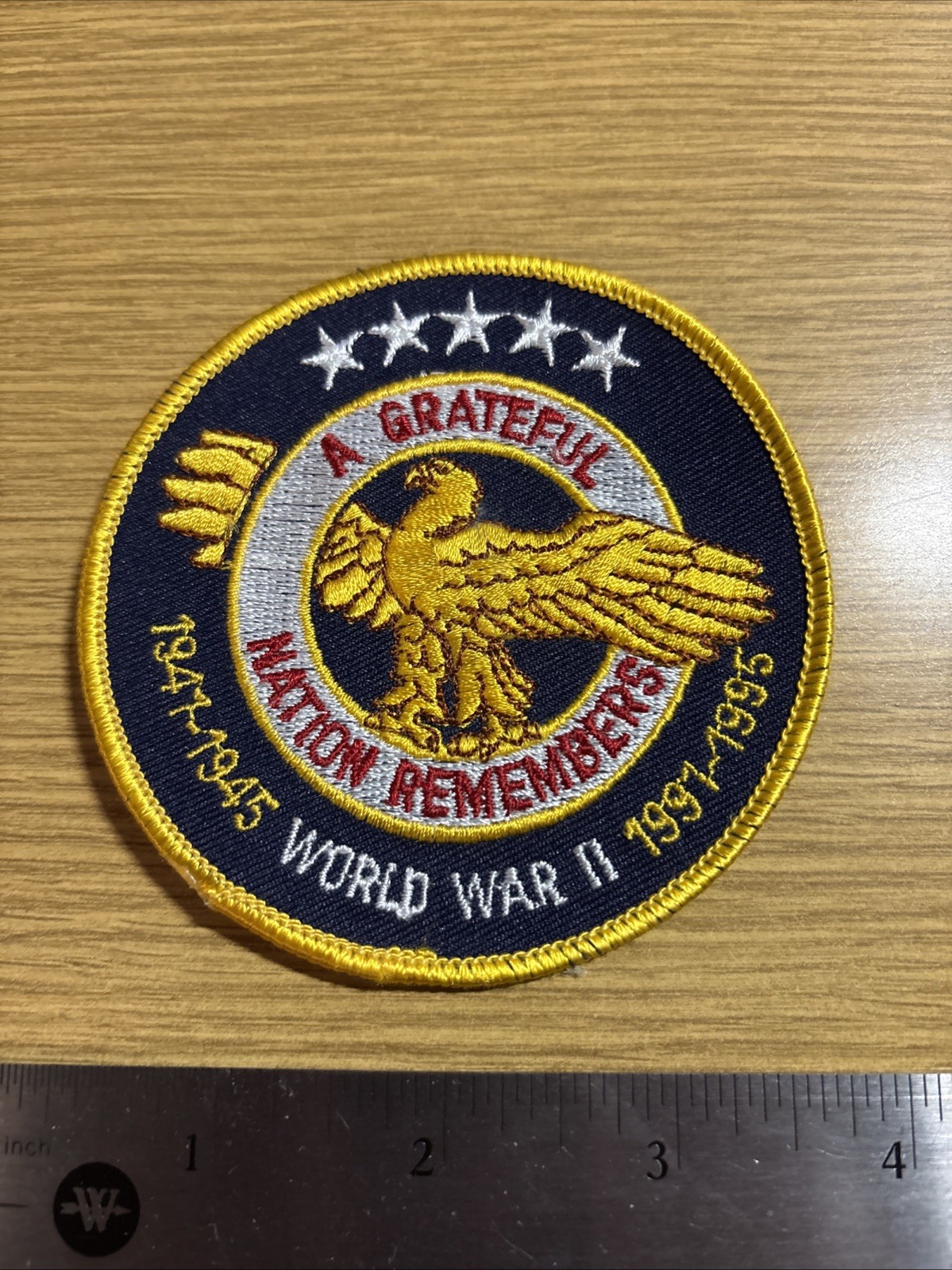 World War 2 Commemorative 50th Anniversary Patch A Greatful Nation Remembers